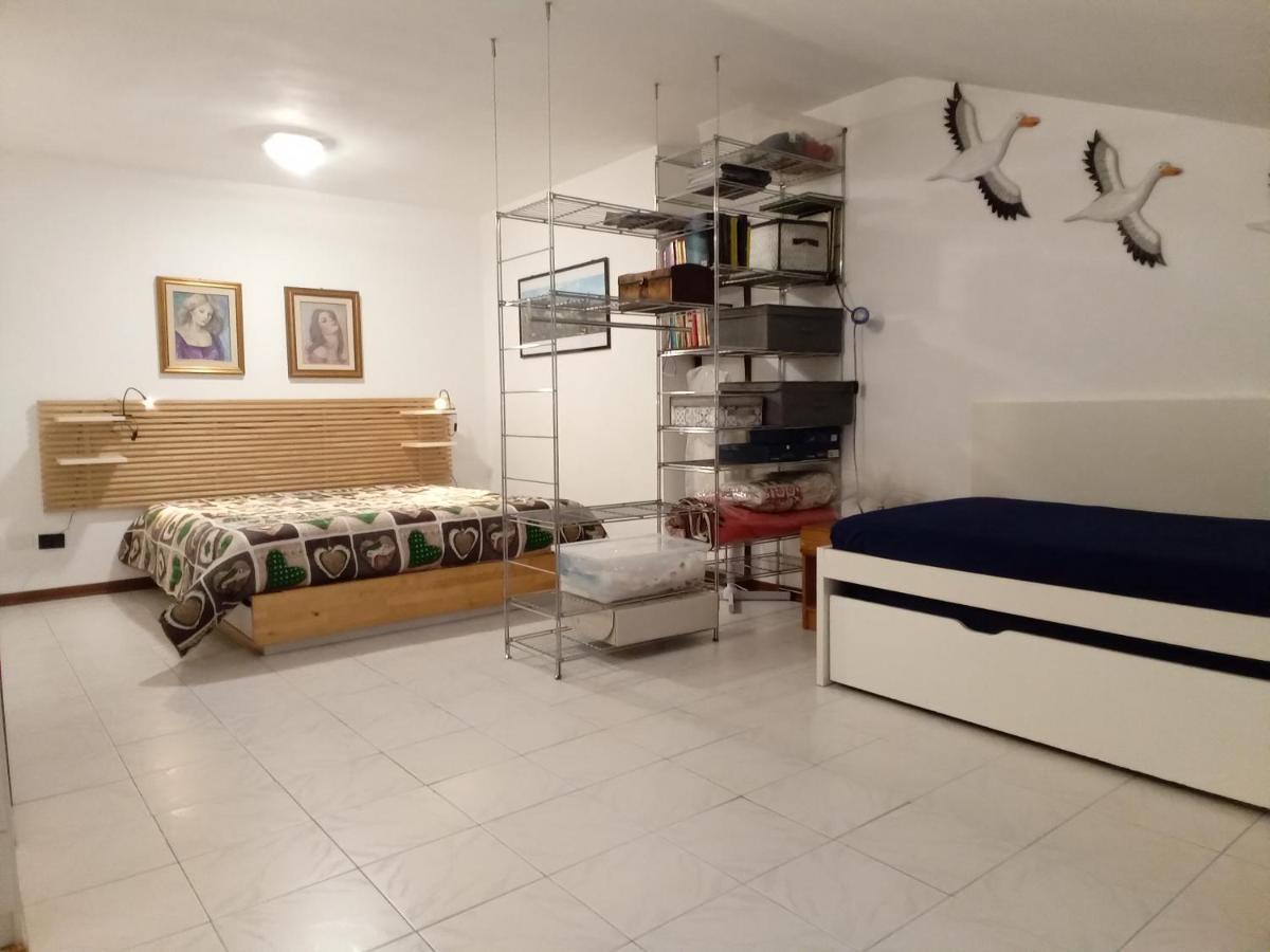 ולקרוסיה Appartamento - Terrazzo Vivibile Vista Mare, Wi-Fi Gratuito מראה חיצוני תמונה
