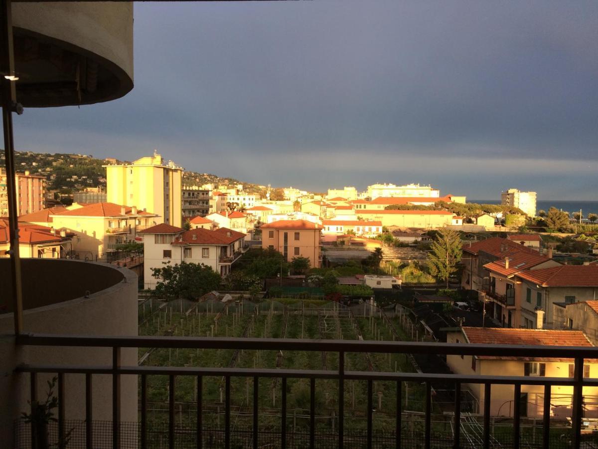 ולקרוסיה Appartamento - Terrazzo Vivibile Vista Mare, Wi-Fi Gratuito מראה חיצוני תמונה