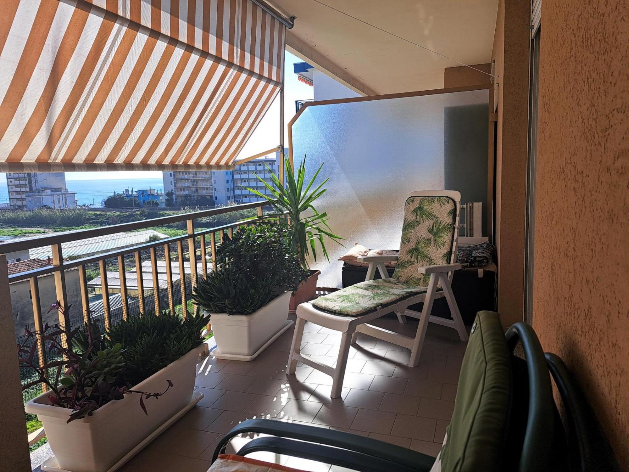 ולקרוסיה Appartamento - Terrazzo Vivibile Vista Mare, Wi-Fi Gratuito מראה חיצוני תמונה